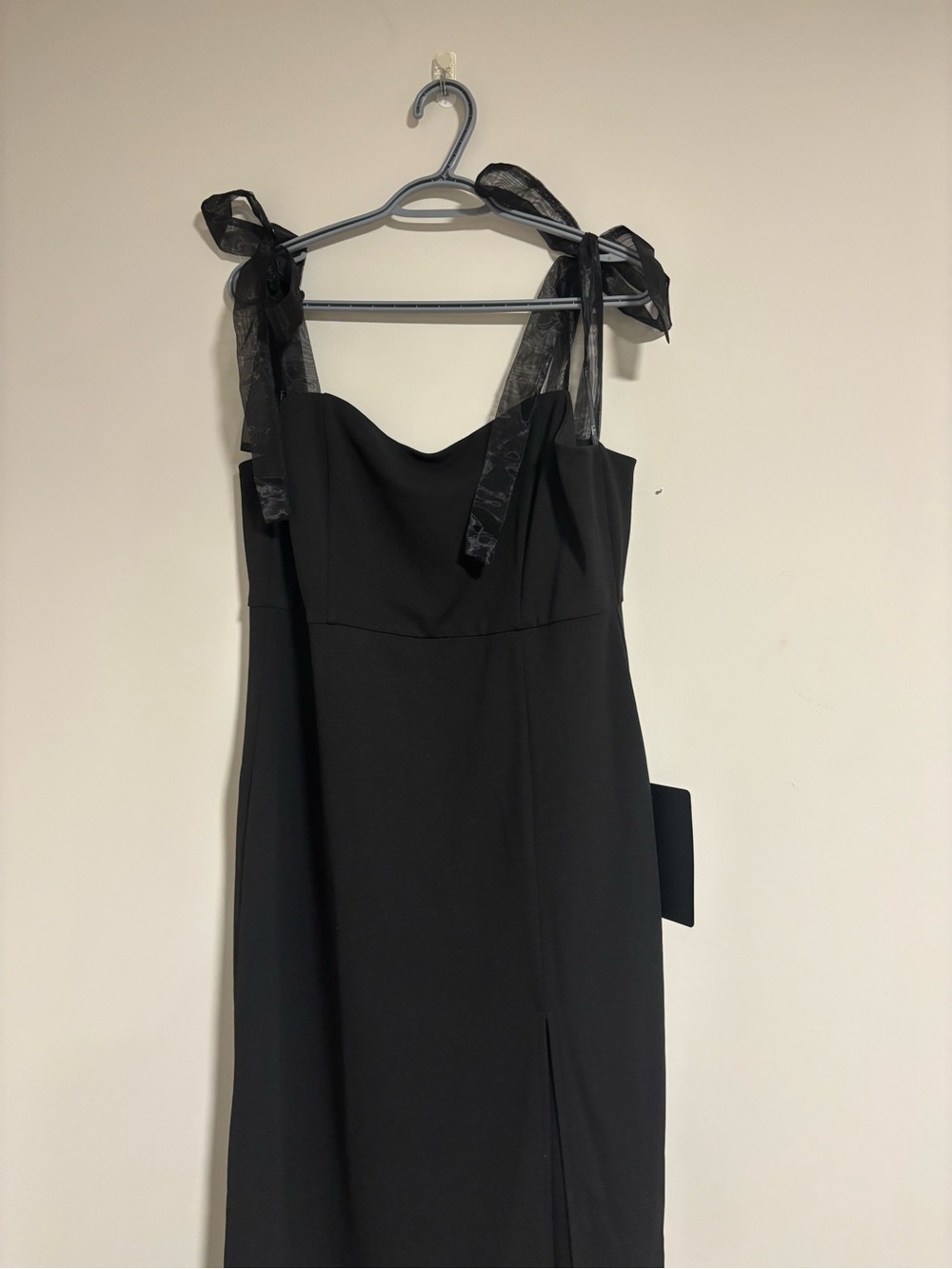 Lulus Black Tie-Shoulder Midi Dress